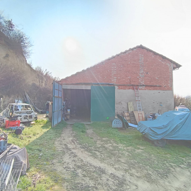 Cascina in Vendita a Asti