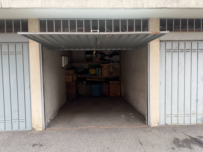 Box o garage in Vendita a Torino