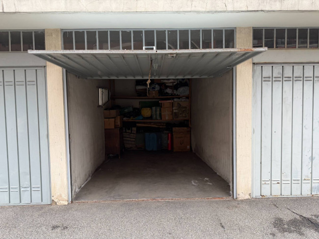 Box o garage in Vendita a Torino