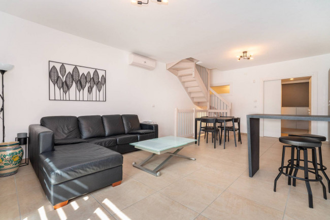 Porzione di casa in Vendita a Grugliasco