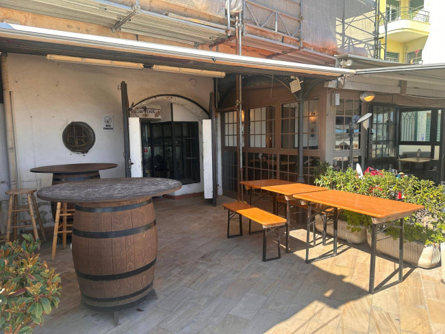 Negozio in Vendita a Taggia