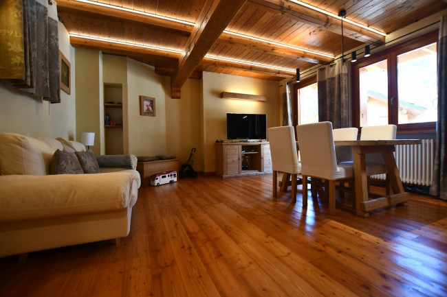 Appartamento in Vendita a Bardonecchia