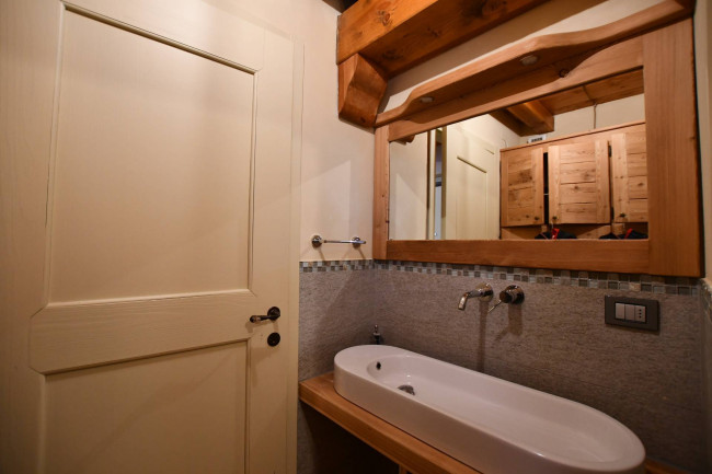 Appartamento in Vendita a Bardonecchia