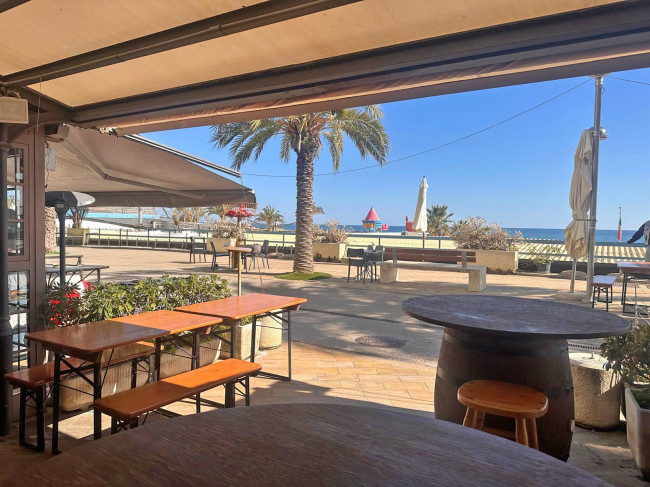 Negozio in Vendita a Taggia