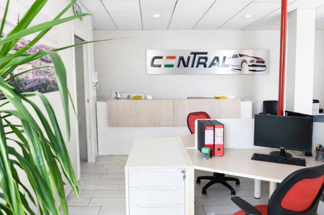 Capannone in Vendita a Nichelino