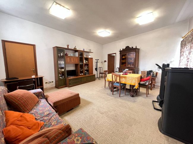 Cascina in Vendita a Villadeati