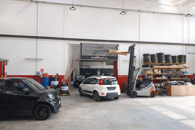 Capannone in Vendita a Nichelino