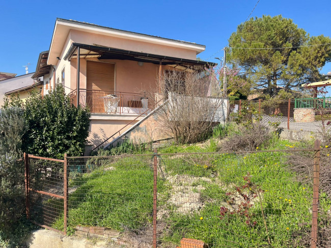 Cascina in Vendita a Montiglio Monferrato