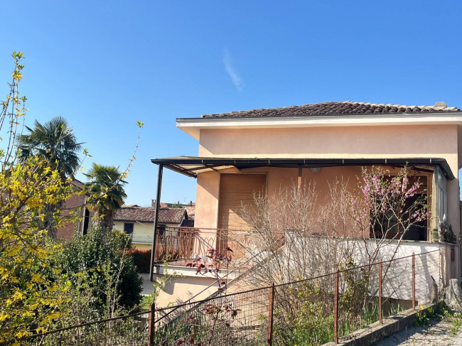 Cascina in Vendita a Montiglio Monferrato