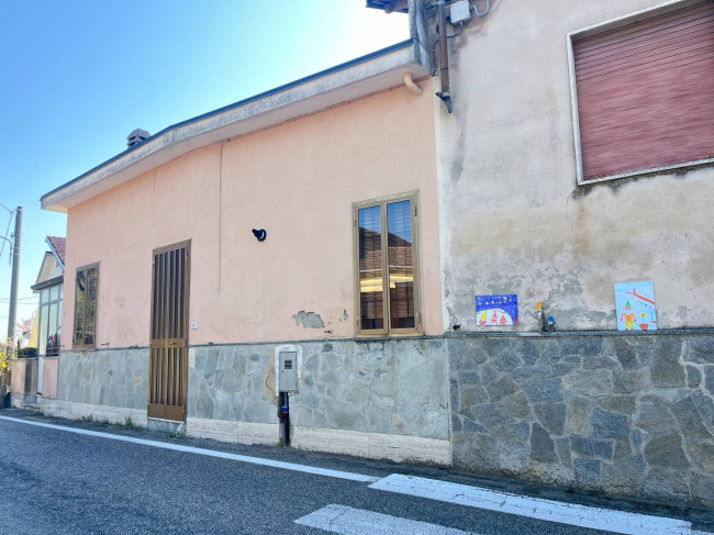 Cascina in Vendita a Montiglio Monferrato