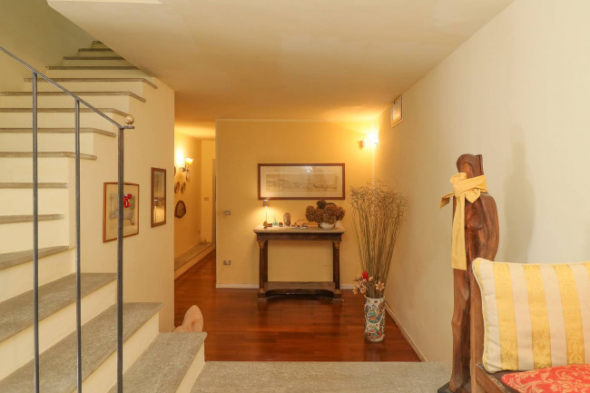 Villa Bifamiliare in Vendita a Torino