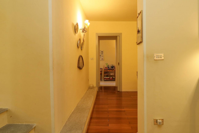 Villa Bifamiliare in Vendita a Torino