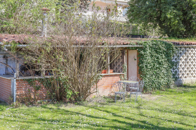 Villa Bifamiliare in Vendita a Torino