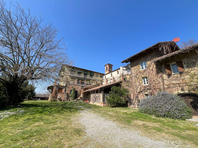 Tenuta in Vendita a Cocconato