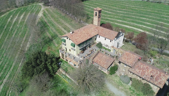 Tenuta in Vendita a Cocconato