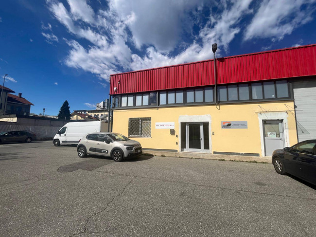 Ufficio in Affitto a Collegno