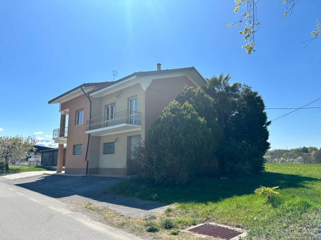 Casa indipendente in Vendita a Villanova Mondovì