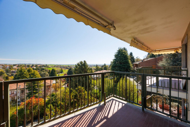 Appartamento in Vendita a Pino Torinese