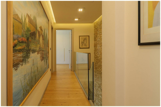 Villa in Vendita a Rivarolo Canavese