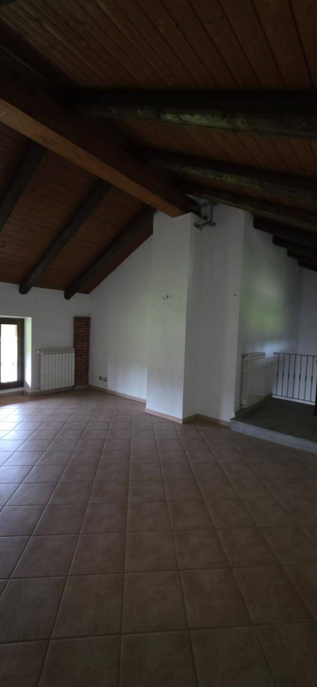 Casa indipendente in Affitto a Barbania