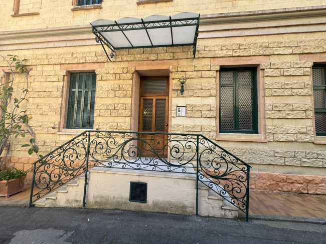 Appartamento in Vendita a Ospedaletti