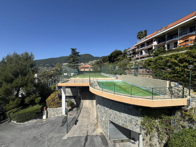 Appartamento in Vendita a Ospedaletti