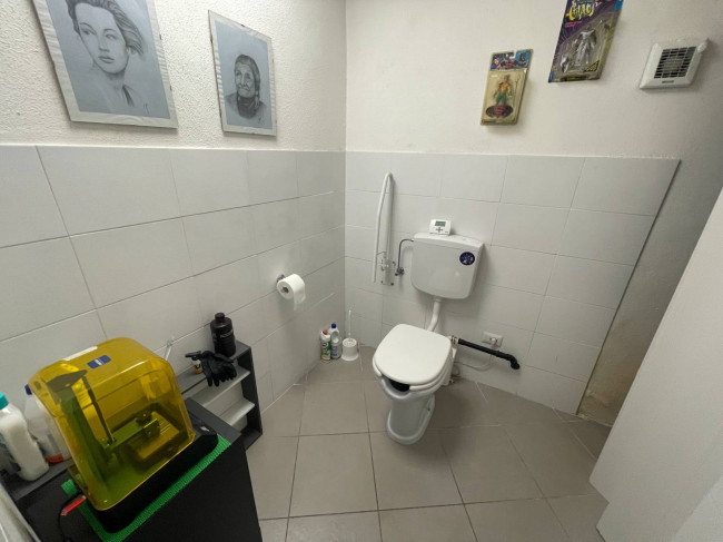 Negozio in Affitto a Mondovì