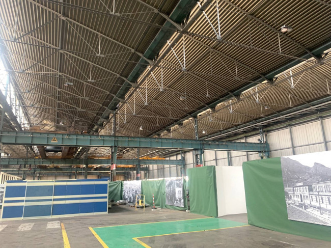 Capannone in Vendita a Condove