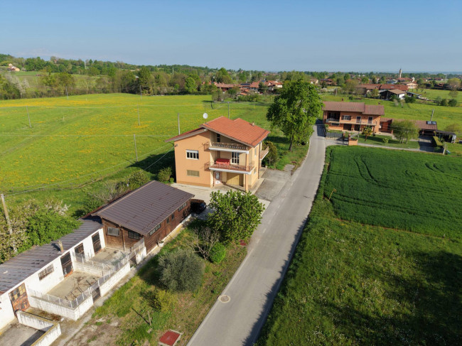 Casa indipendente in Vendita a Villanova Mondovì