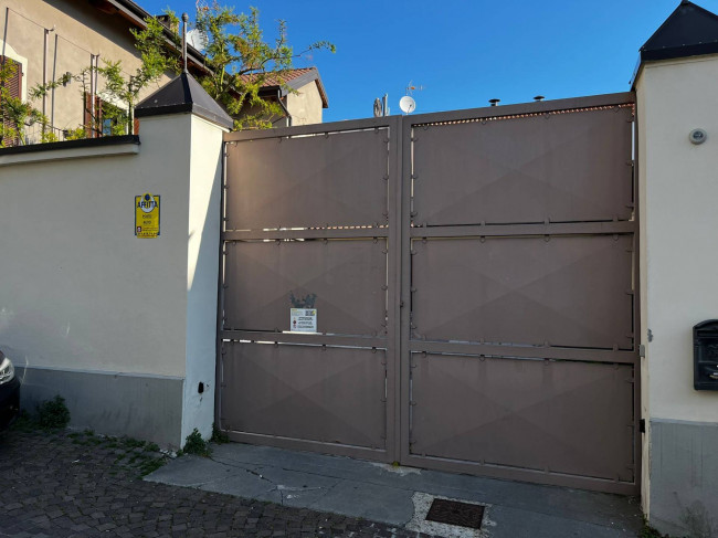 Posto Auto in Affitto a Rivoli