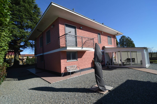 Villa in Vendita a San Maurizio Canavese