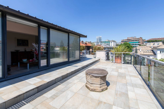 Penthouse for Sale to Torino
