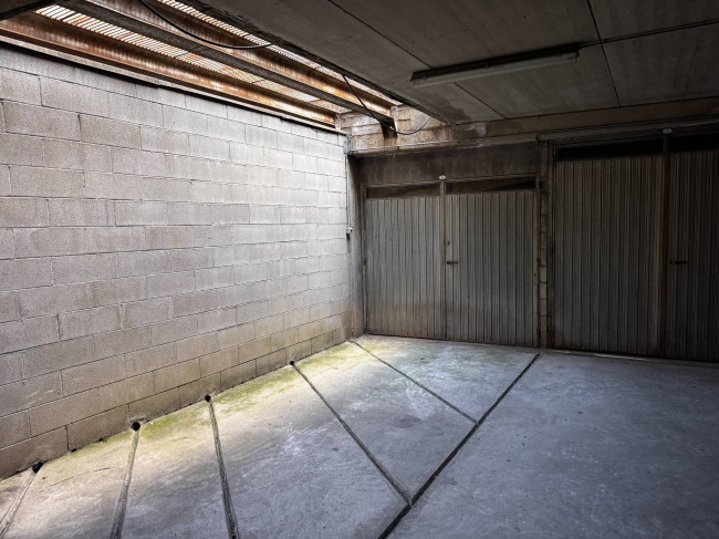 Box o garage in Vendita a Torino