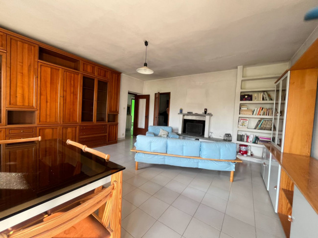 Cascina in Vendita a Castagnole delle Lanze