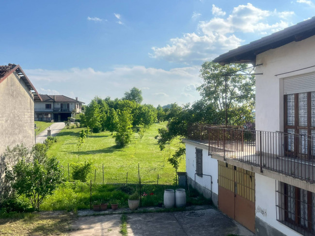 Cascina in Vendita a Castagnole delle Lanze