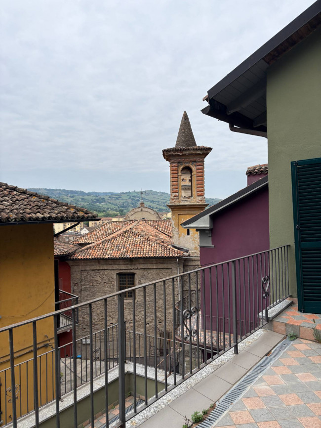 Terratetto - Terracielo in Vendita a Canelli