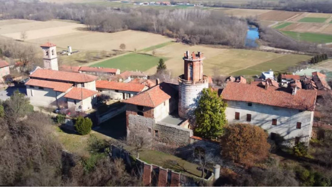 Castello in Vendita a Rivarossa