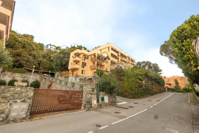 Box o garage in Vendita a Arenzano