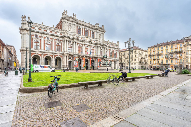 Locale commerciale in Vendita a Torino