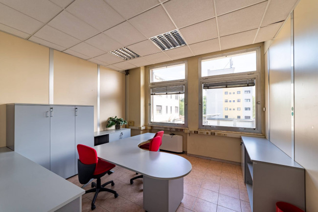 Ufficio in Affitto a Milano