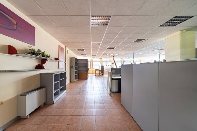 Ufficio in Affitto a Milano