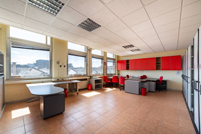 Ufficio in Affitto a Milano