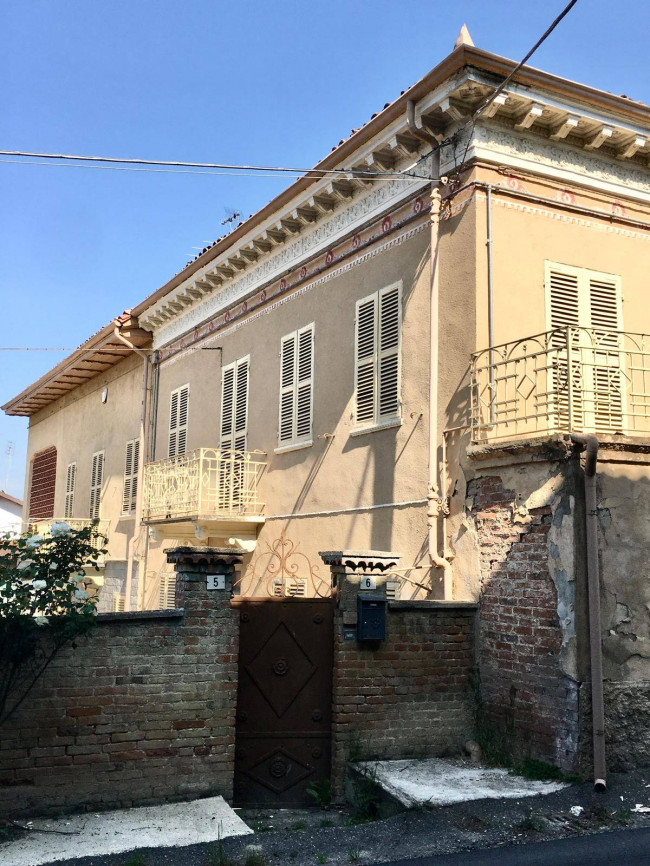 Cascina in Vendita a Alfiano Natta