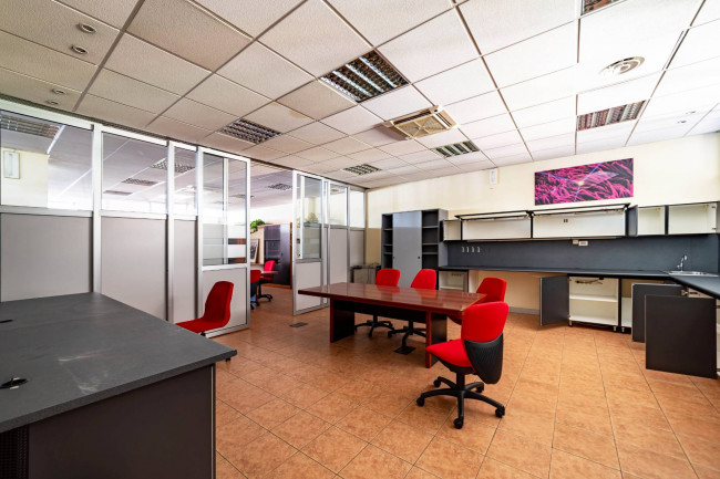 Ufficio in Affitto a Milano