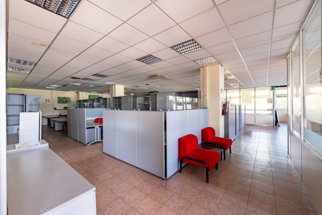 Ufficio in Affitto a Milano