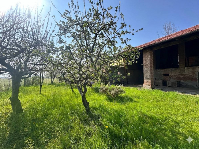 Casa indipendente in vendita a Cuneo