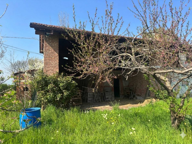 Casa indipendente in vendita a Cuneo