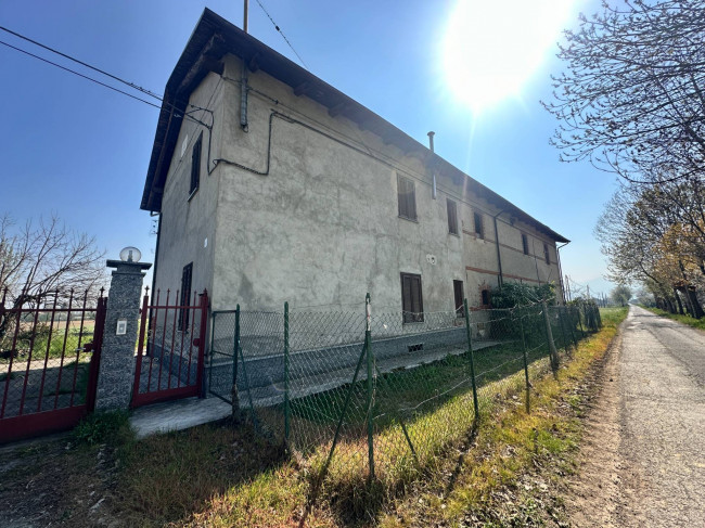 Casa indipendente in vendita a Cuneo