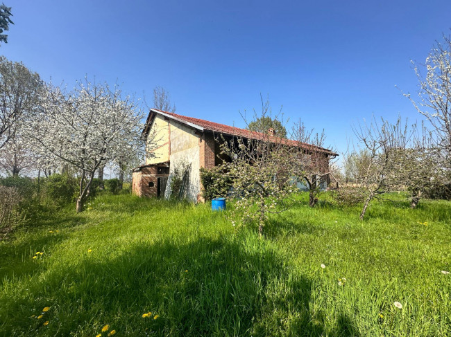 Casa indipendente in vendita a Cuneo