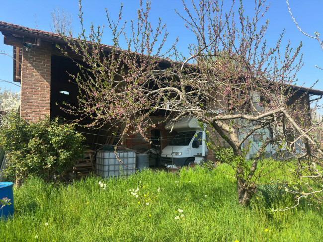 Casa indipendente in vendita a Cuneo